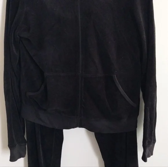 Vintage Juicy Couture Y2K Velour Tracksuit - Picture 2 of 5